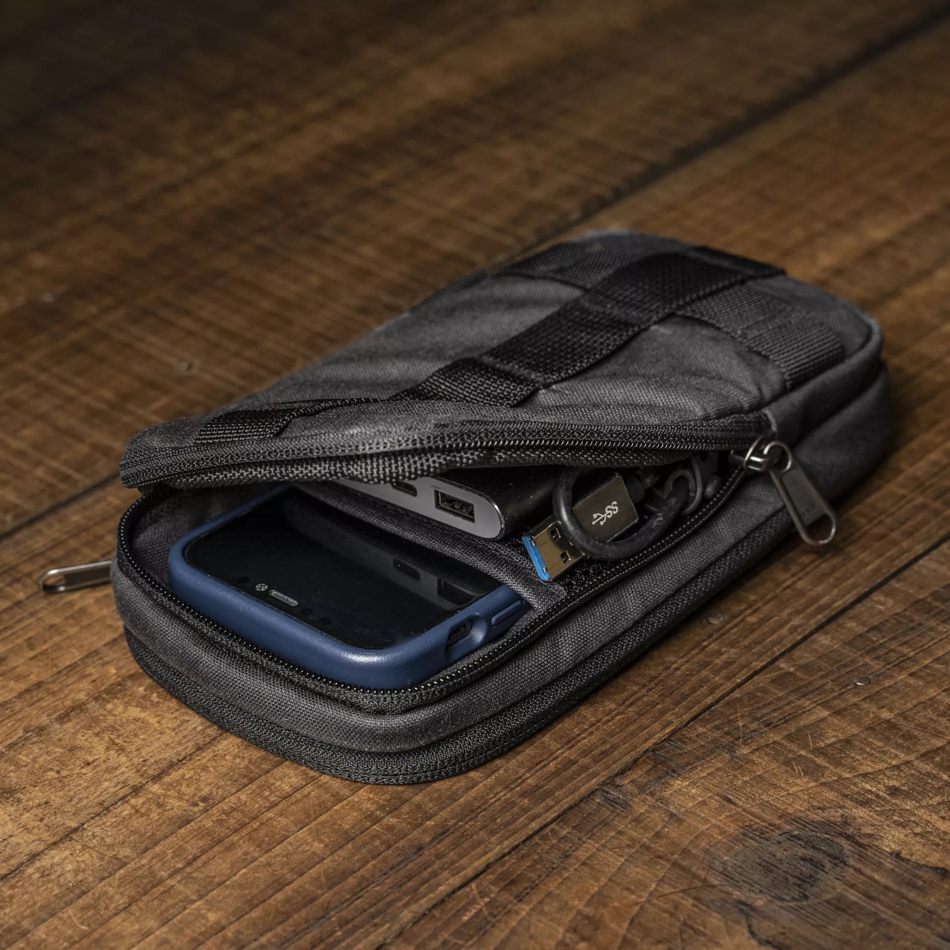 Armor 12 | Double Zipper Accessory Pouch