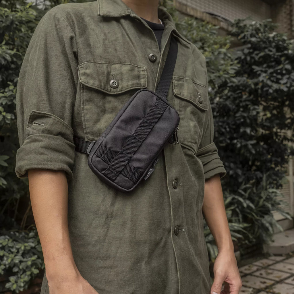 Armor 12 | Double Zipper Accessory Pouch