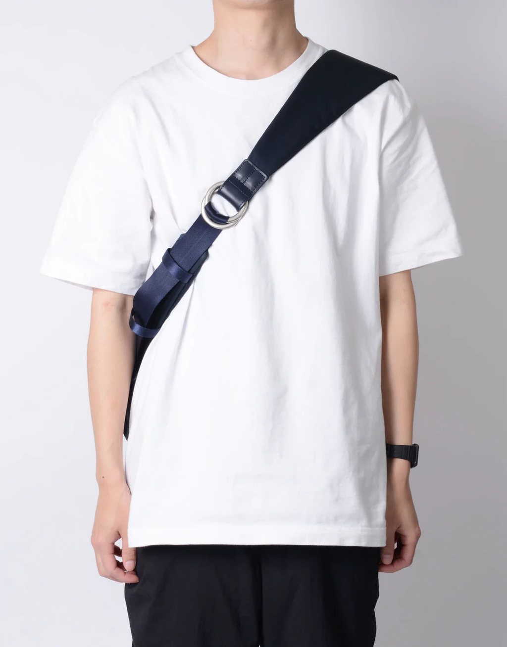 Ark Solid Shoulder Bag L