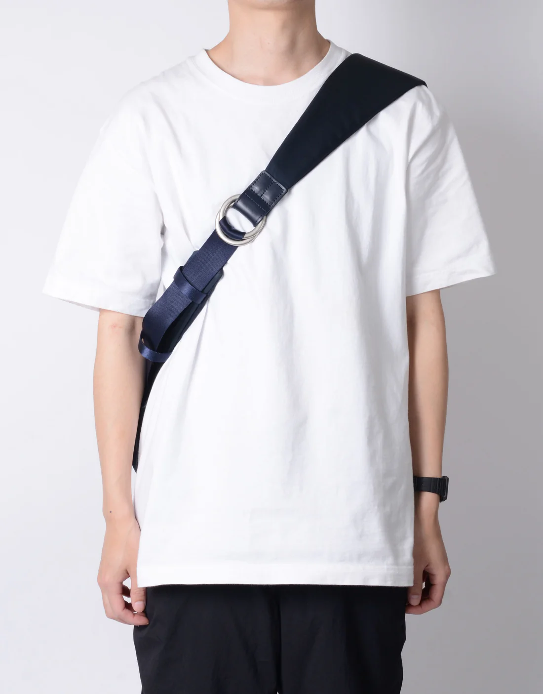 Ark Solid Shoulder Bag L
