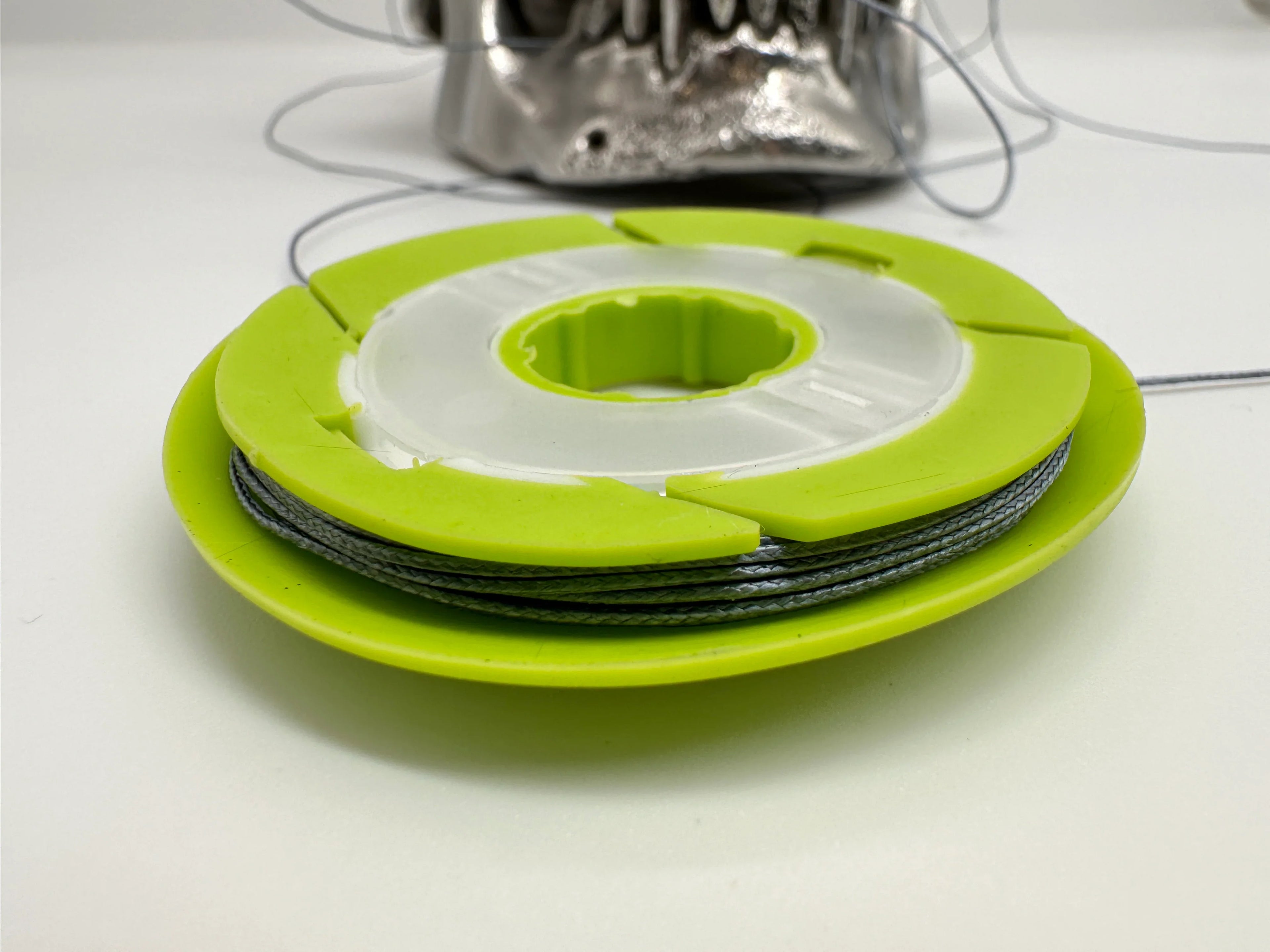 Armada-Weave - 27 Feet / 130lbs Test + Silicone Storage Dispenser